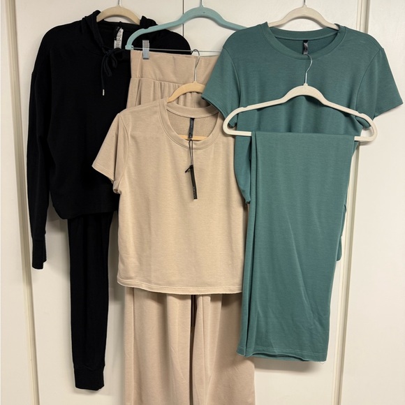 Savvi Courtney Set in Teal Green - Picture 16 of 16